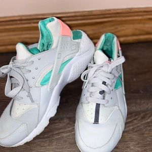 Nike air Huarache shoes